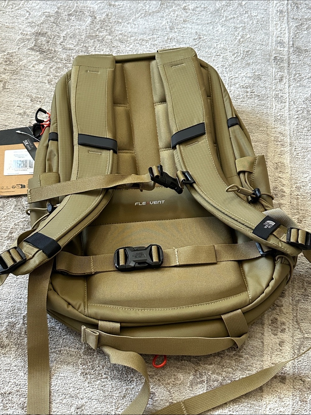 The North Face Men’s Borealis Backpack. Cedar/Lava Red. NWT’s. - Picture 6 of 14